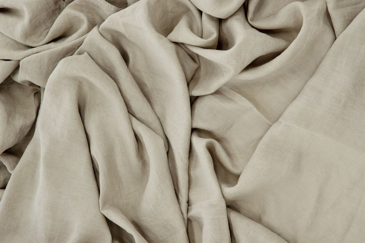 Milo överkast i linne 260 x 260 cm, beige
