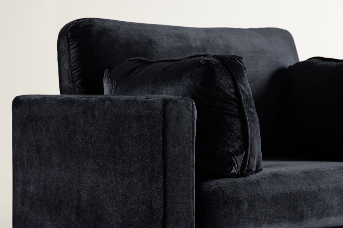 Boom fåtölj, svart sammet/metallfärgade ben