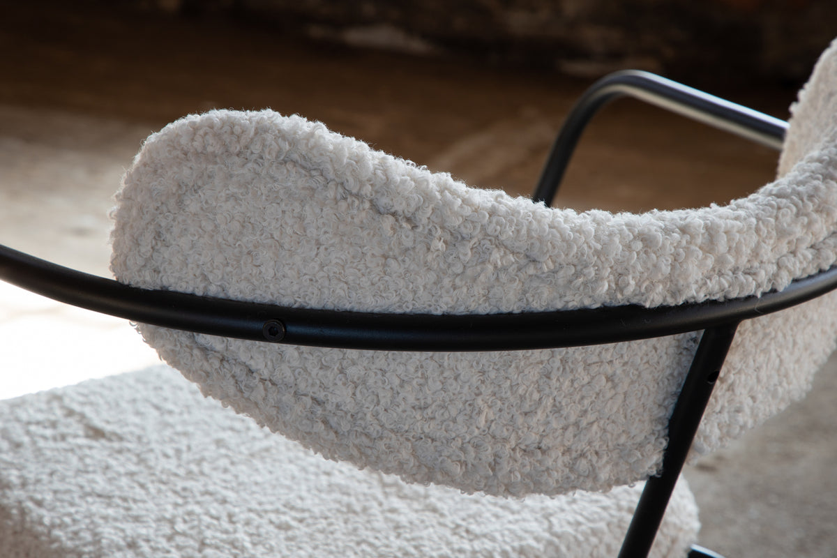 Duffy fåtölj, off-white teddytyg