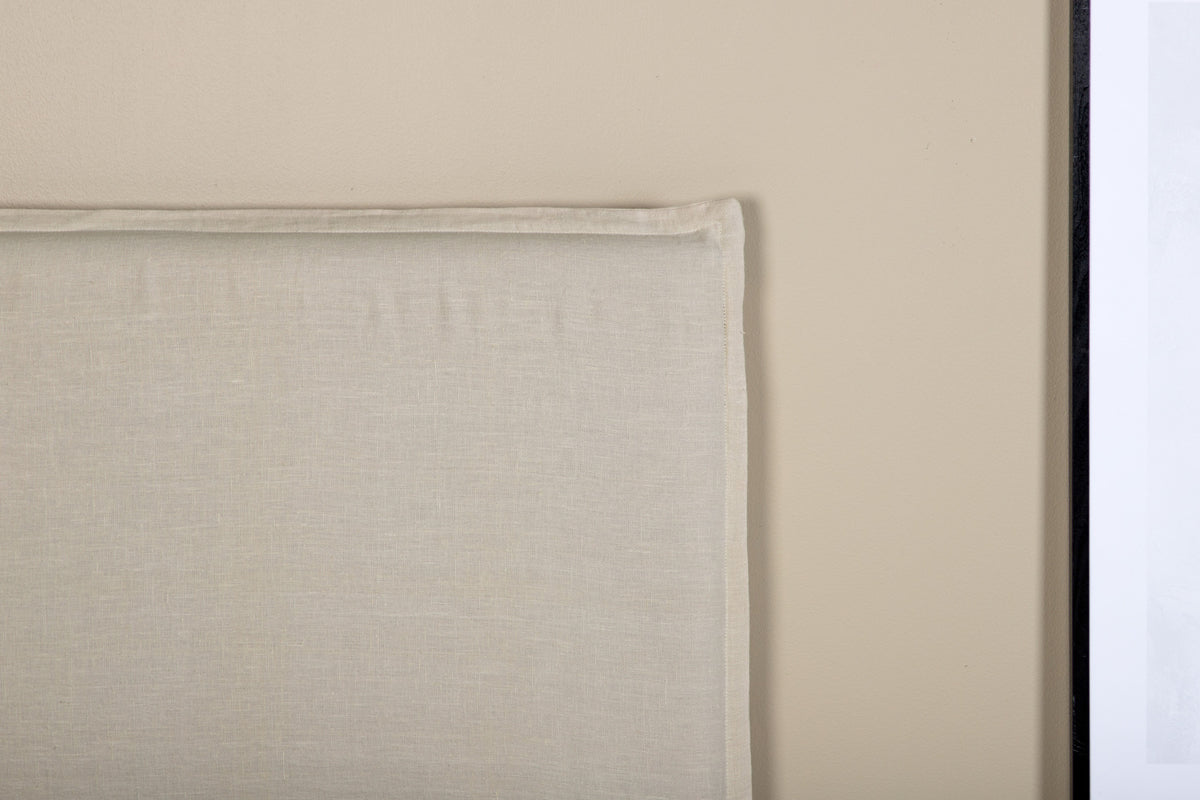 Signe sänggavelöverdrag i linne 180 x 140 cm, beige