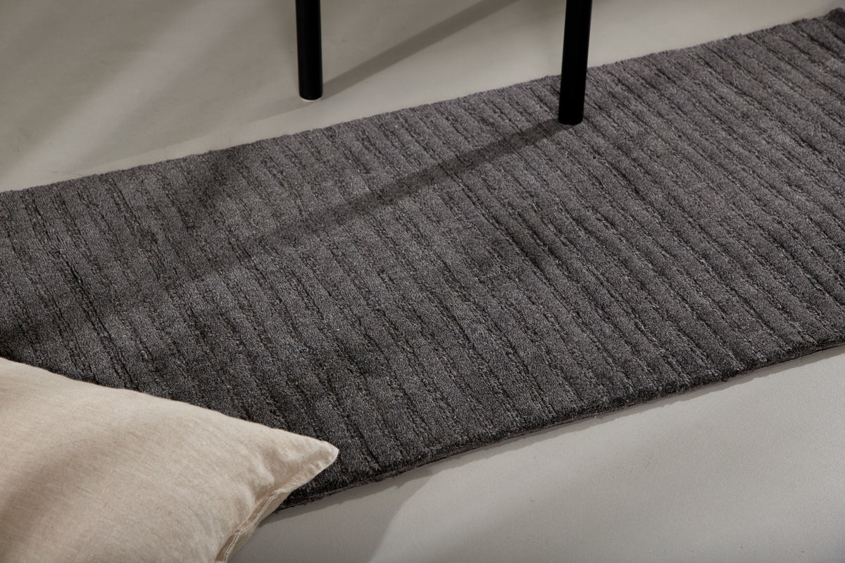 Milton matta 200 x 70, mörkgrå