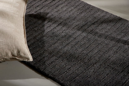 Milton matta 200 x 70, mörkgrå