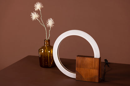 Brive bordslampa