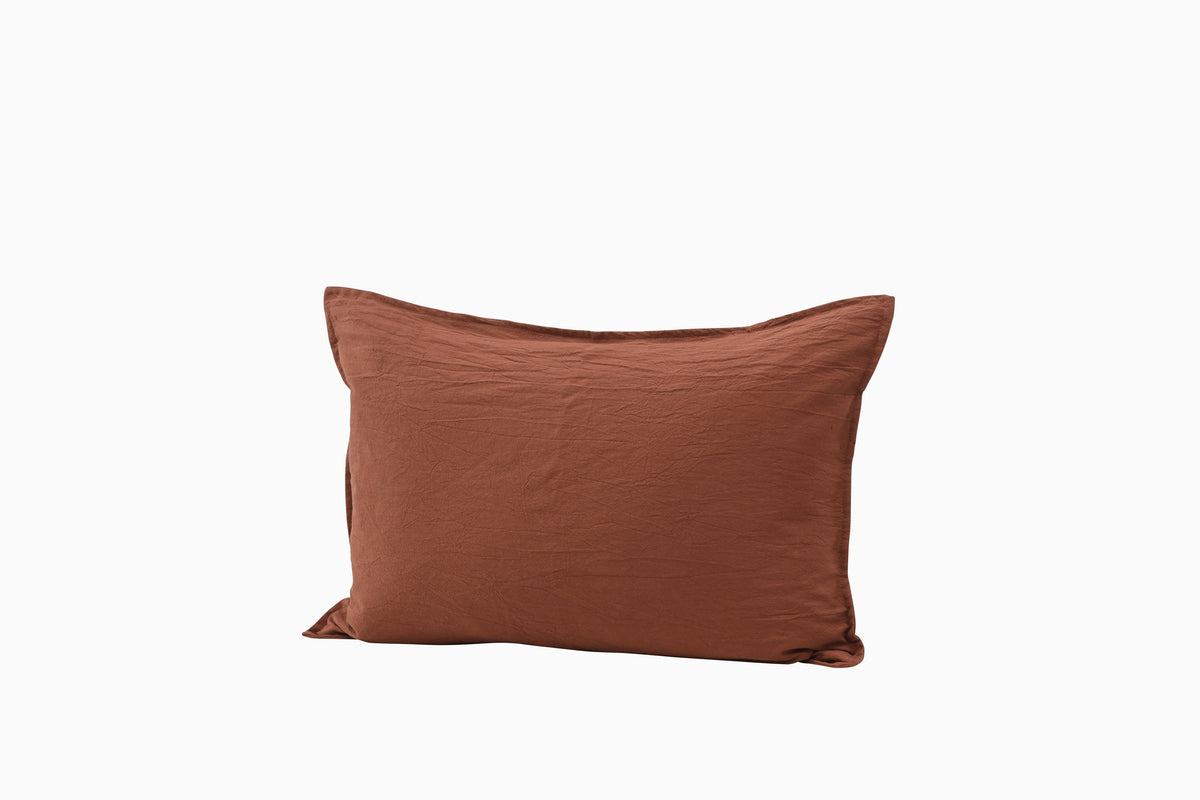 Ronja kuddfodral 40 x 60 cm, rostad röd