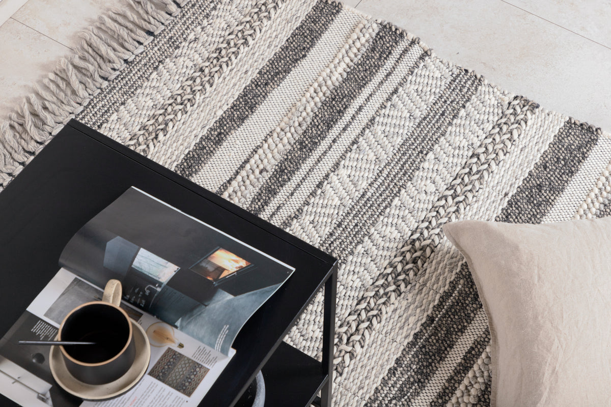 Alwar matta 300 x 200, mörkgrå