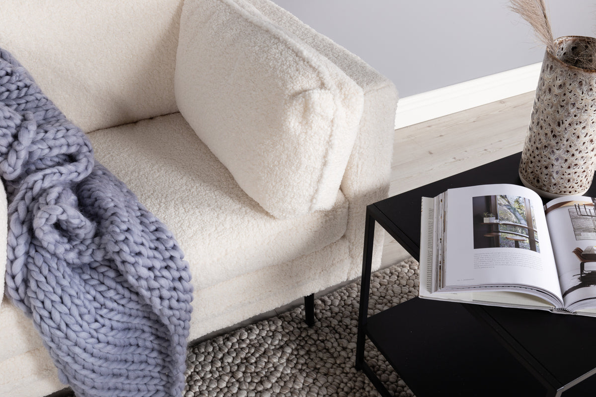 Boom fåtölj, vit teddytyg