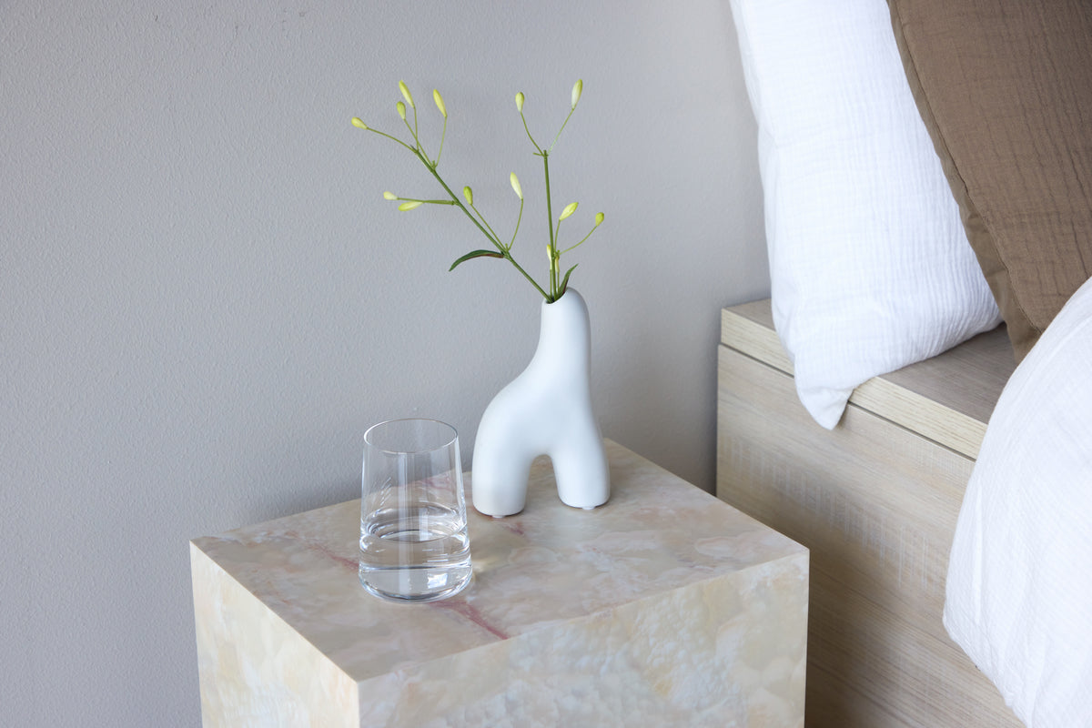 York sidobord, beige